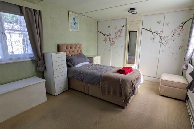 15 Rowan Way, Claremont Park, Berrow photo 4