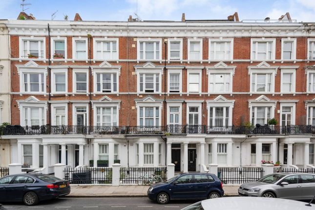 Thumbnail Flat to rent in Maclise Road, Olympia, London