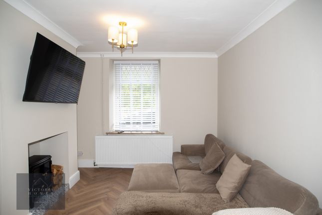 6, Cwm Road, Waunlwyd photo 2