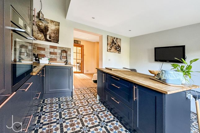 Cowdray Avenue, Colchester CO1, 3 bedroom end terrace house for sale ...