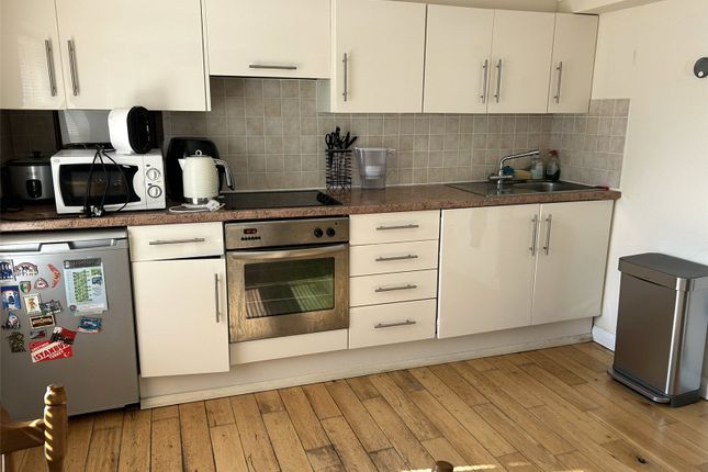 Flat B, Cann House, 4, Cann Street, Somerset photo 3