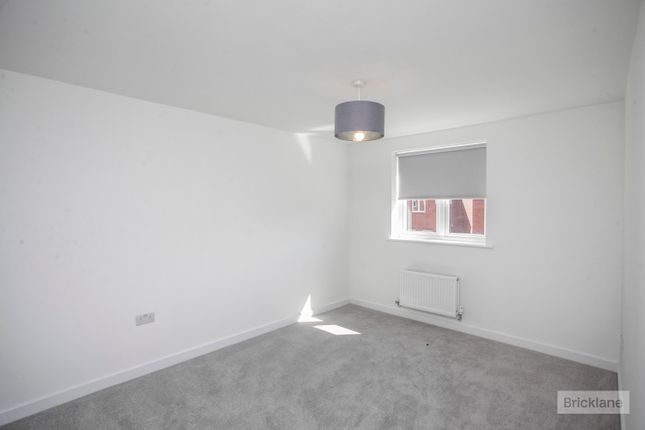 11, Nero Avenue, Nuneaton photo 4