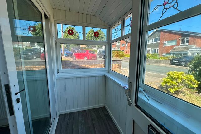 21 Denbigh Close, Pontypridd photo 2