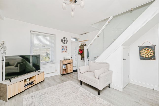 11, Court Colman Street, Bridgend photo 4