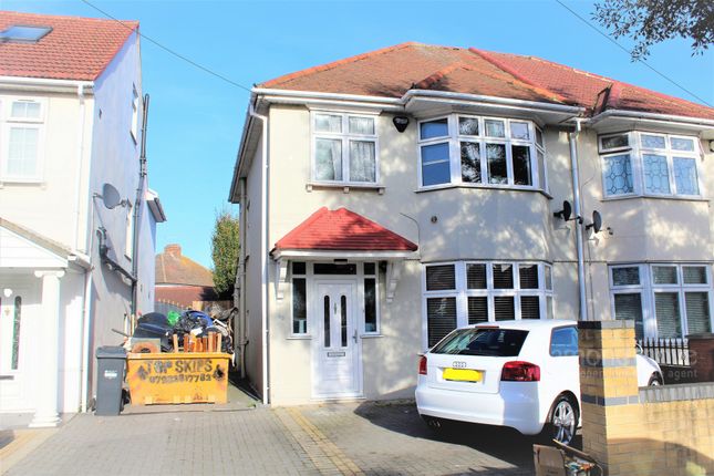 Thumbnail Terraced house to rent in Upper Sutton Lane, Hounslow