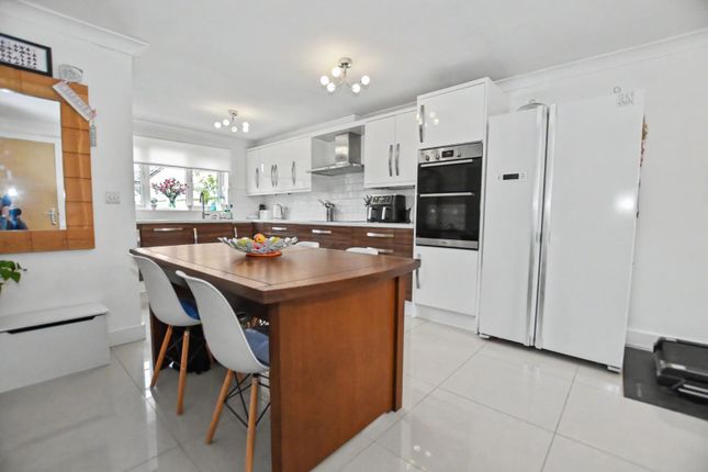 27, Foxfield Way, Northampton photo 5