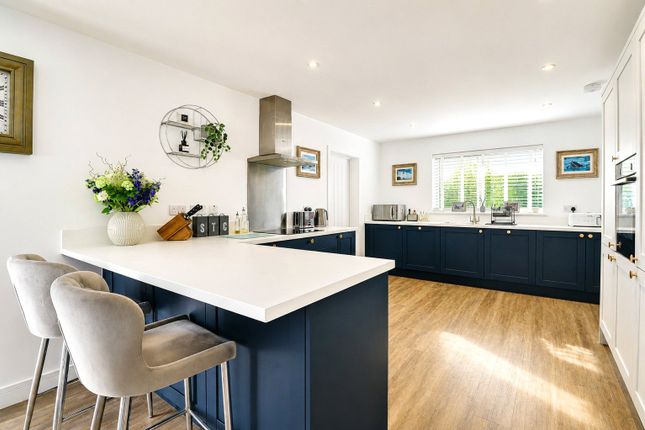 63, Woolmers Lane, Barnstaple photo 3