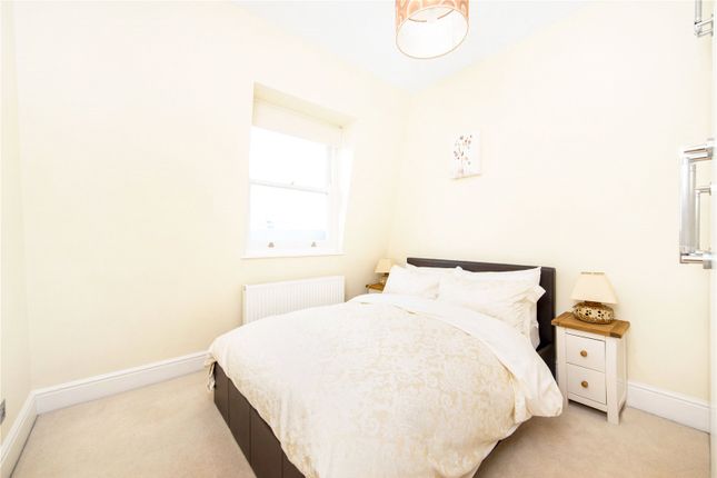 Terraced house to rent in Claverton Street, Pimlico