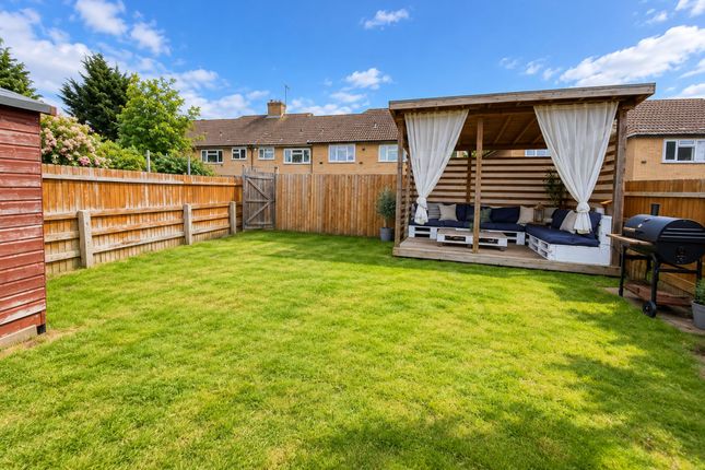 209 Daiglen Drive, South Ockendon photo 5