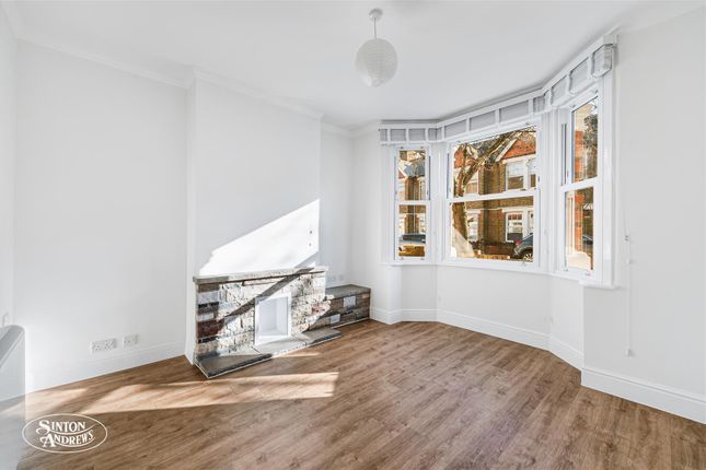 42, Balfour Road, London photo 2
