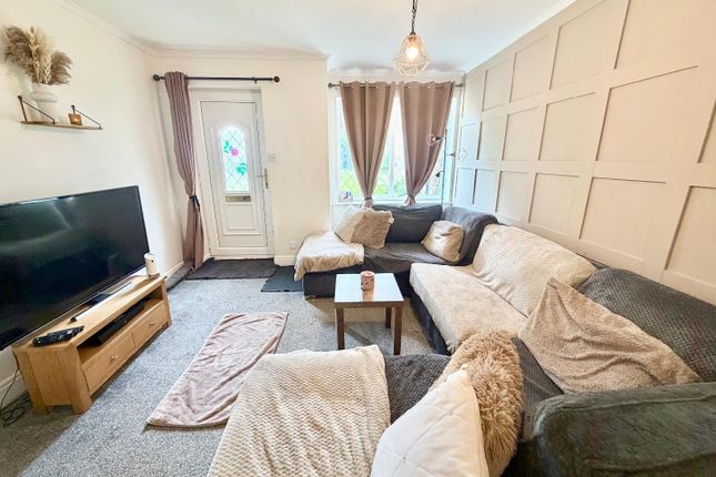 6, Willowbank, Middlesbrough photo 2