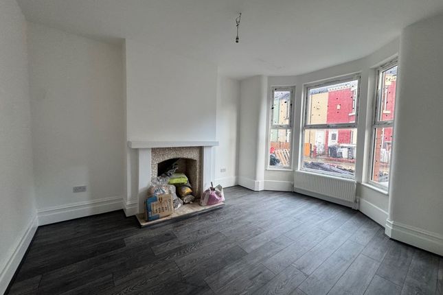 15, Holly Grove, Liverpool photo 4
