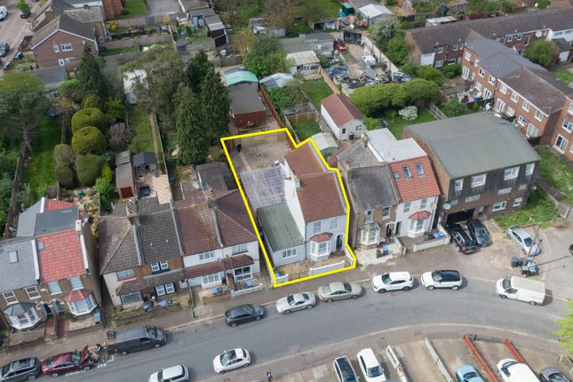 Thumbnail Detached house for sale in Standard Road, Enfield