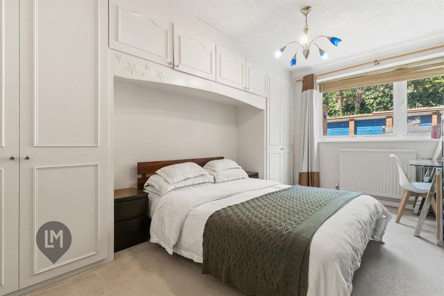 Flat 2 Osborne House, 414, Wimbledon Park Road, London photo 3