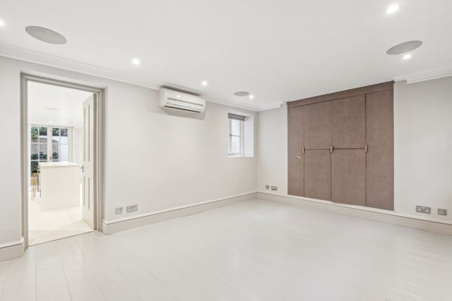 End terrace house to rent in Park Village West, Camden