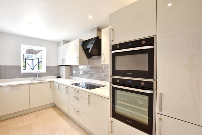 Terraced house for sale in St. Albans Road, Garston, Watford