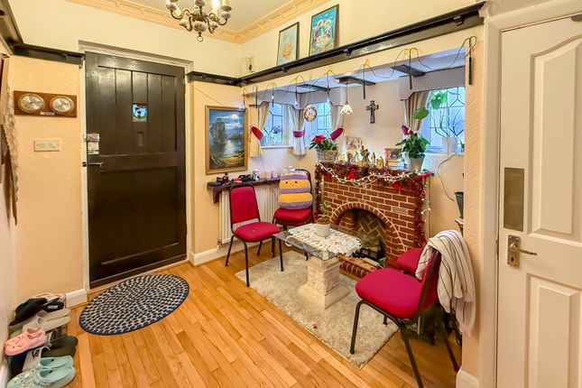 7, Amery Road, Harrow photo 2