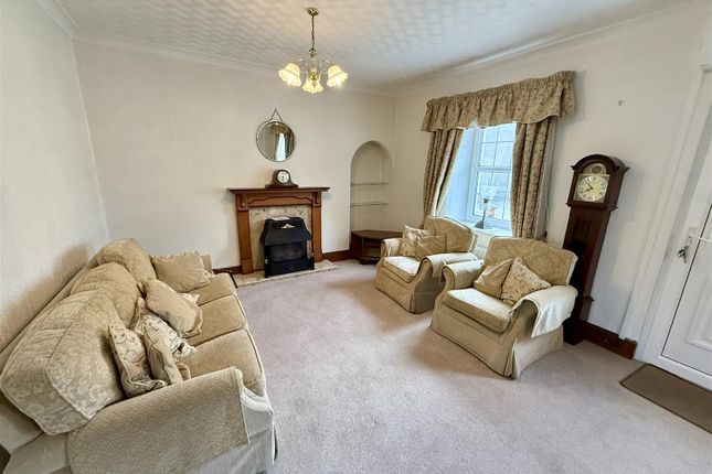 8, Regent Street, Aberaeron photo 4