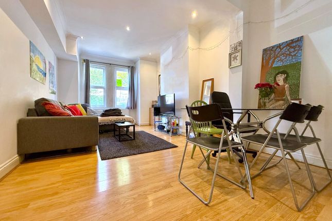 29, Revelon Road, London photo 3