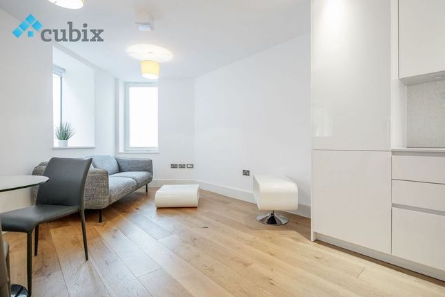 Thumbnail Flat to rent in 6 Wadding Street, Elephant And Castle