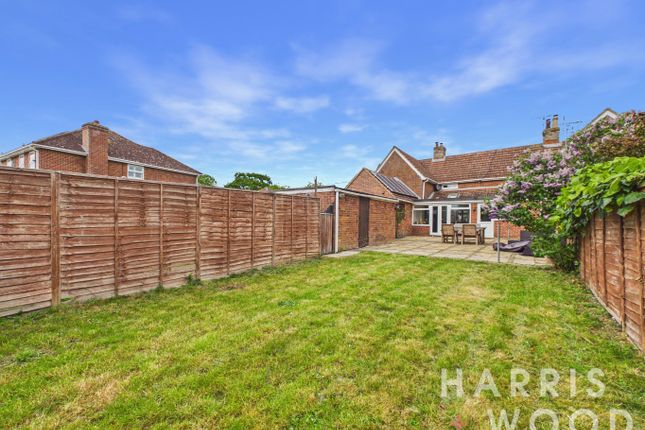2 Ivy Cottages, Clacton Road, Colchester photo 4