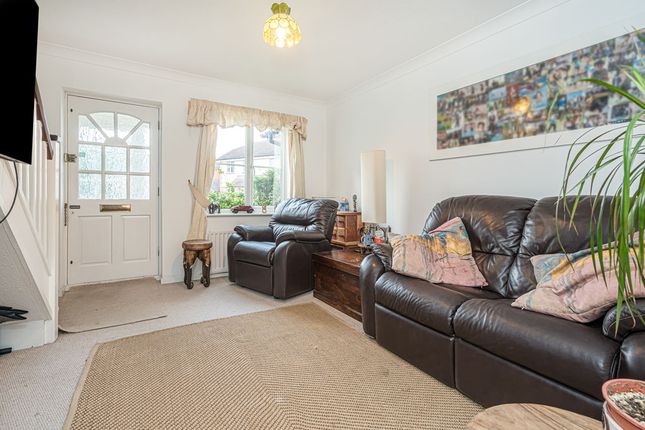 11, Sullivans Reach, Walton-On-Thames photo 4