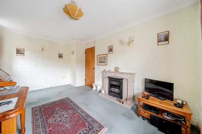 4, Hanover Court, Beaminster photo 2