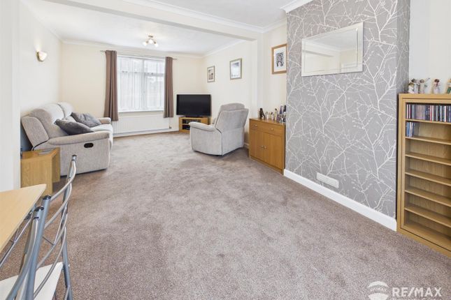 17, Grafton Road, Harwich photo 4