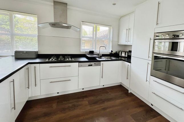 67, Stonehaven, Bolton photo 3