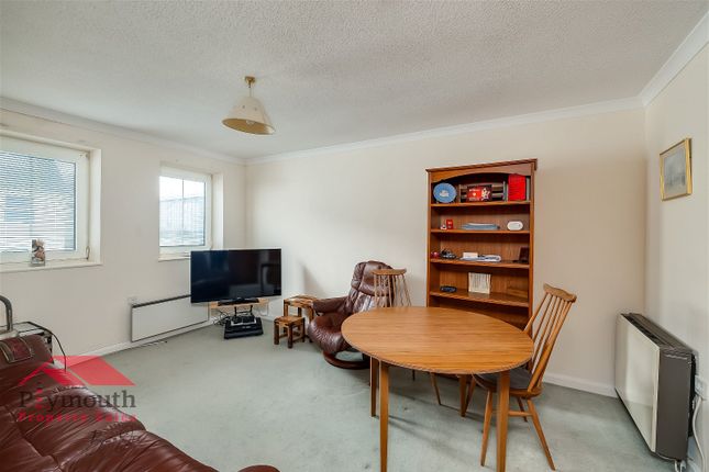 Flat for sale in Elliot Street, Plymouth