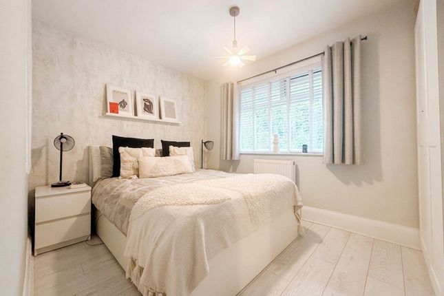 56 Cumberland Avenue, Manchester photo 4