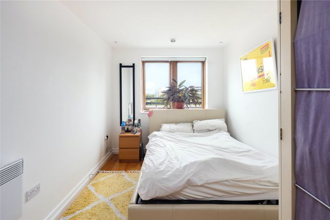 Flat for sale in Leamore Court, 1 Meath Crescent, London