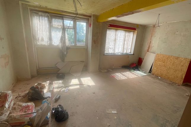 17, Elcock Drive, Birmingham photo 3