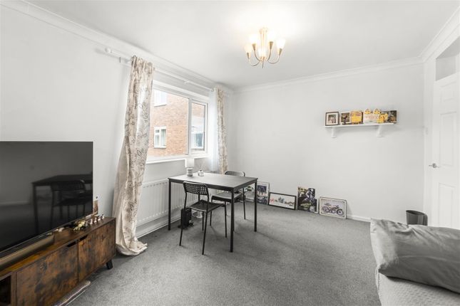 Flat 9, The Homestead, Ashton Lane, Sale photo 4