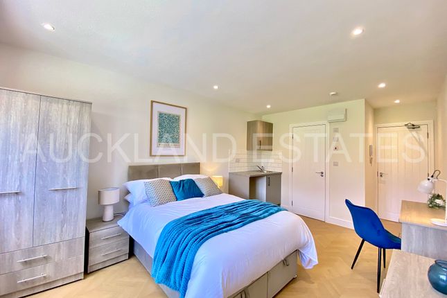 Flat 4, 31, Tempest Avenue, Potters Bar photo 3