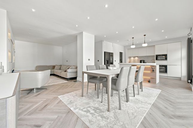 600, Altrincham Road, Altrincham photo 4