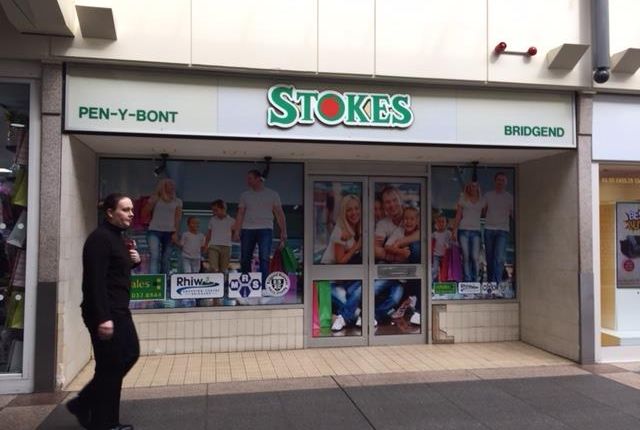 Retail premises to let in The Rhiw Shopping Centre, Bridgend