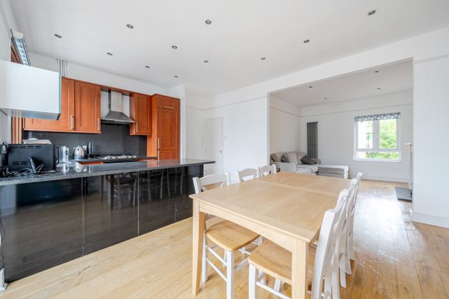 15c, Osward Road, London photo 4