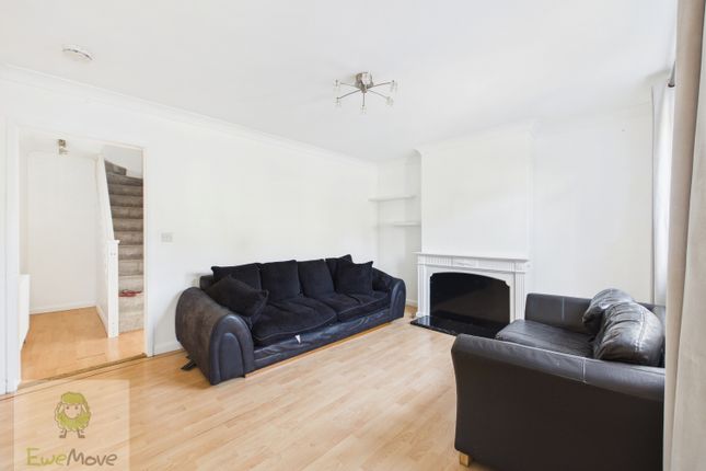 71, CUXTON ROAD, Rochester photo 2