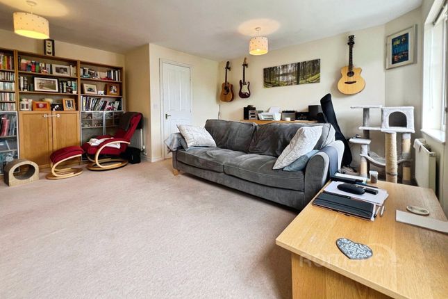 11, Egret Gardens, Hampshire photo 4