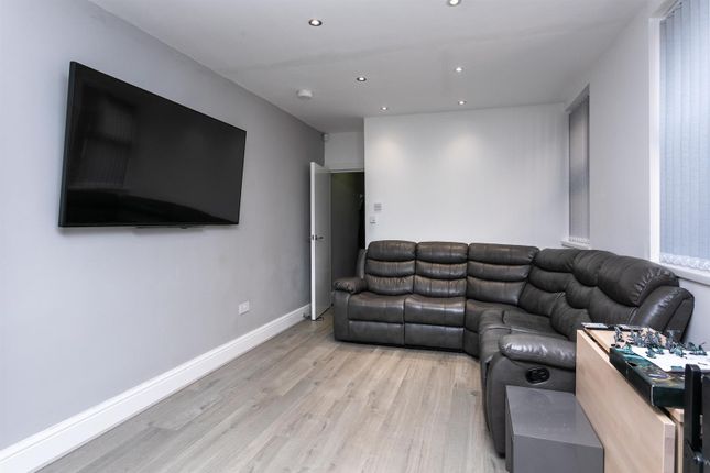 Hall Road, Manchester photo 3