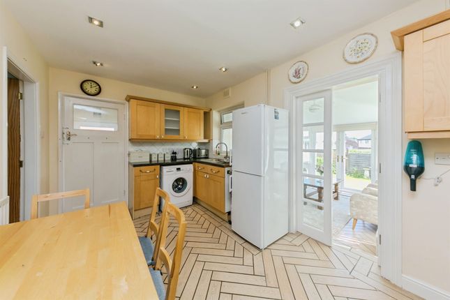 8, Uttoxeter Road, Stoke-On-Trent photo 5