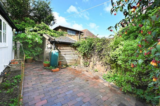 St. Martins Cottage Roman Road, Ashford photo 4