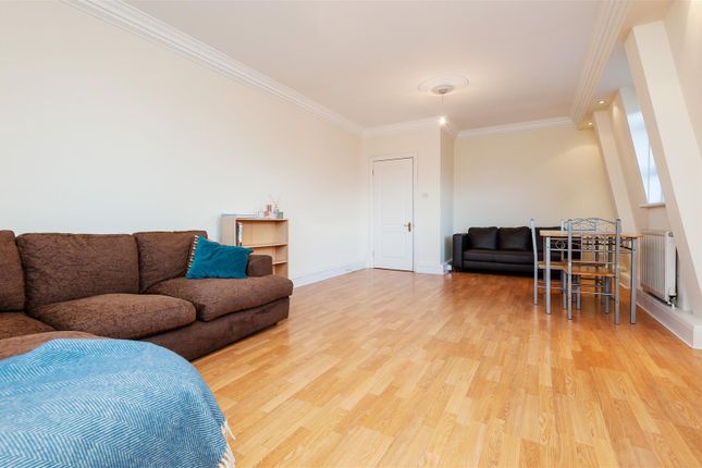 Apartment 3, 51, Fairfield Road, London photo 4