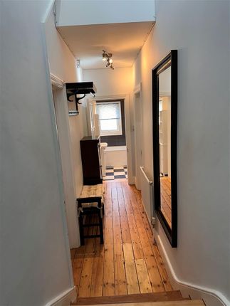 26, Elmbourne Road,, London photo 5
