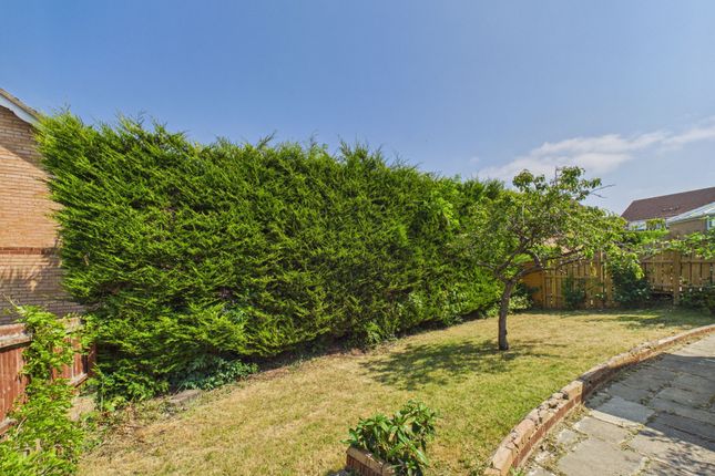 6 Long Burn Drive, Chester Le Street photo 4