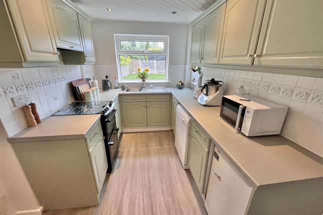 25, Nursery Road, Cheadle Hulme photo 4