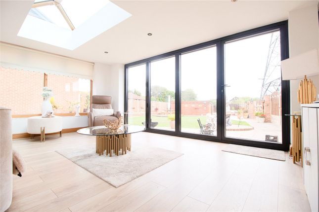 2, Selbourne Close, Barnsley photo 3