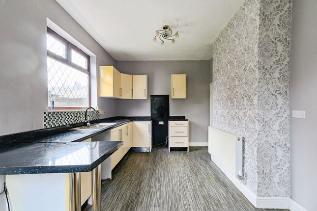 25, Corrie Road, Swinton photo 2