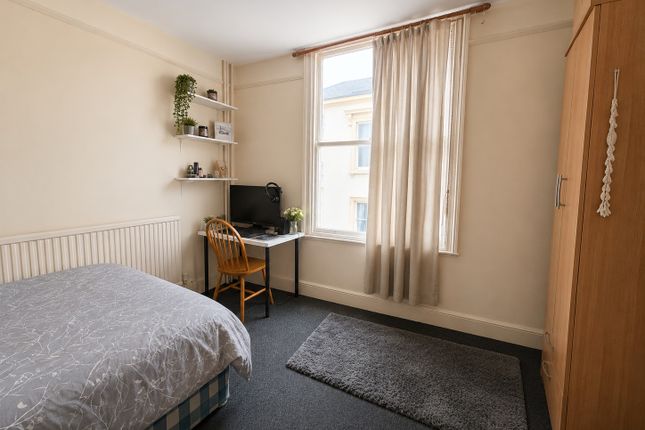 1, Brunel Terrace, Nottingham photo 2